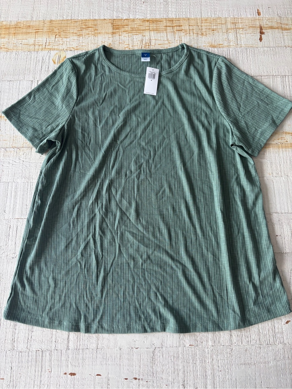 Old Navy Luxe Ribbed T-Shirt NWT size Medium Dried Herb Green Short Sleeve